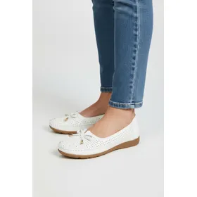 Ballerinas mit Keilabsatz Weiß