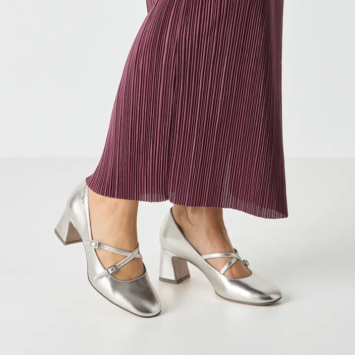 Tamaris Pumps Leer