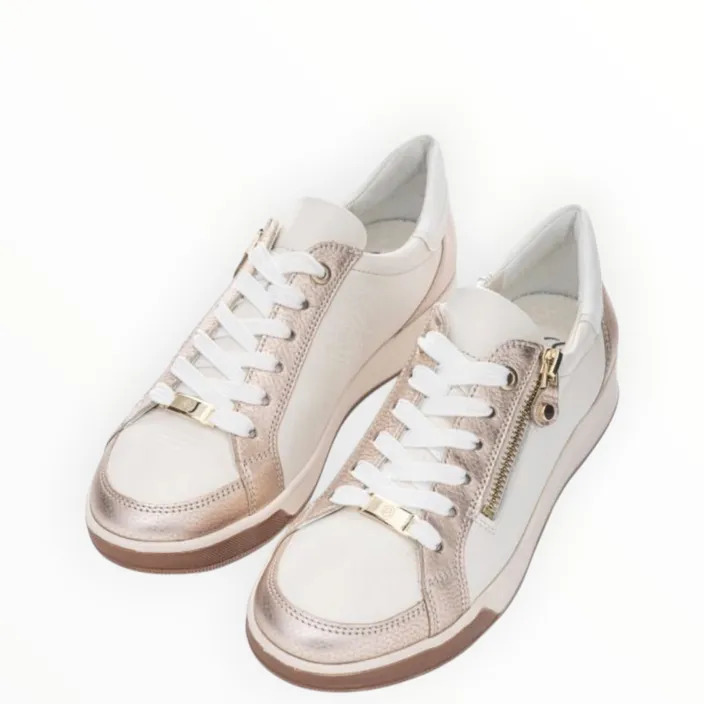 Sneakers Beige Leather
